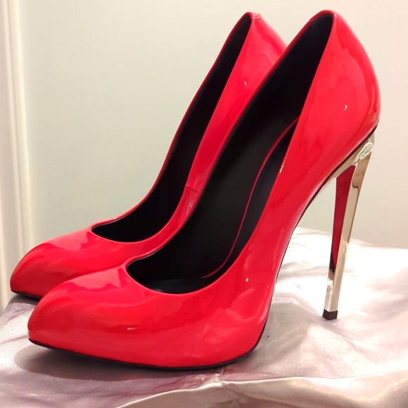 Giuseppe Zanotti Red Patent Platform Pumps - Picture 4 of 8
